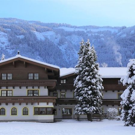 Pension Alpenrose Maishofen Exterior photo